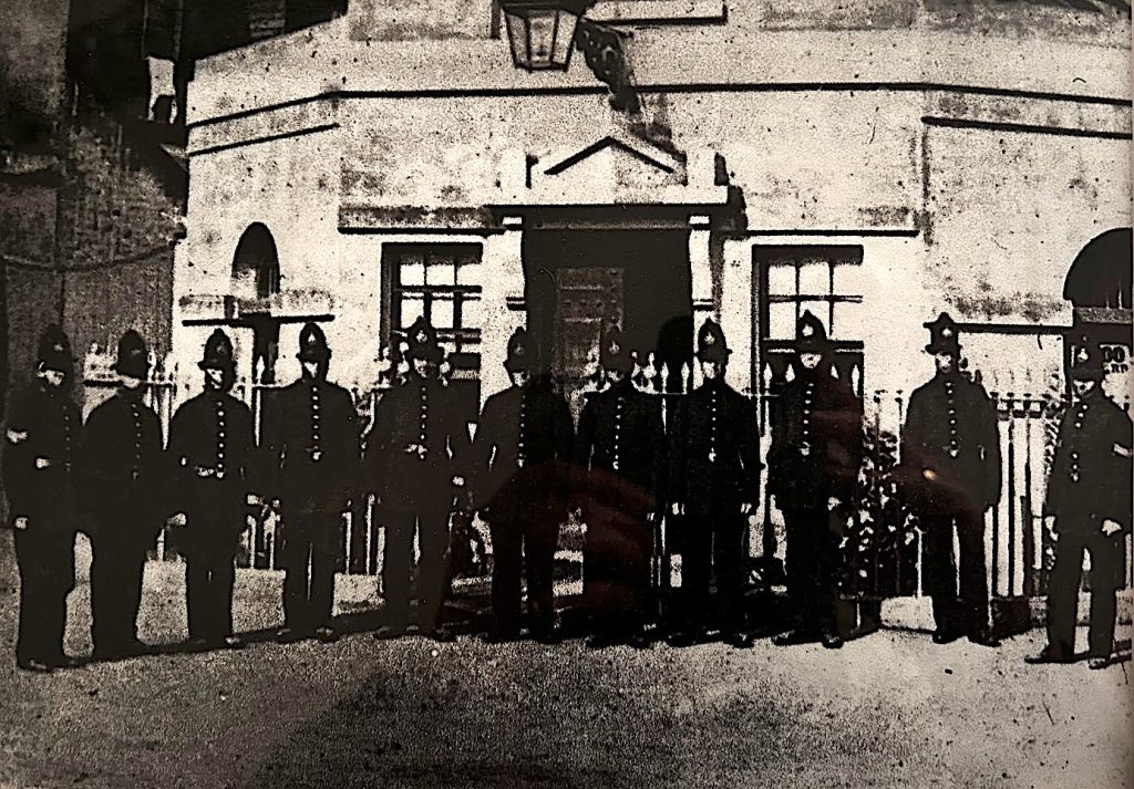 police image - free grants enfield